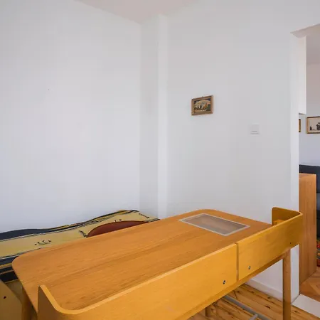 Apartment Cozy 2bd Flat In The Vintage Spot By Flat Mаnager